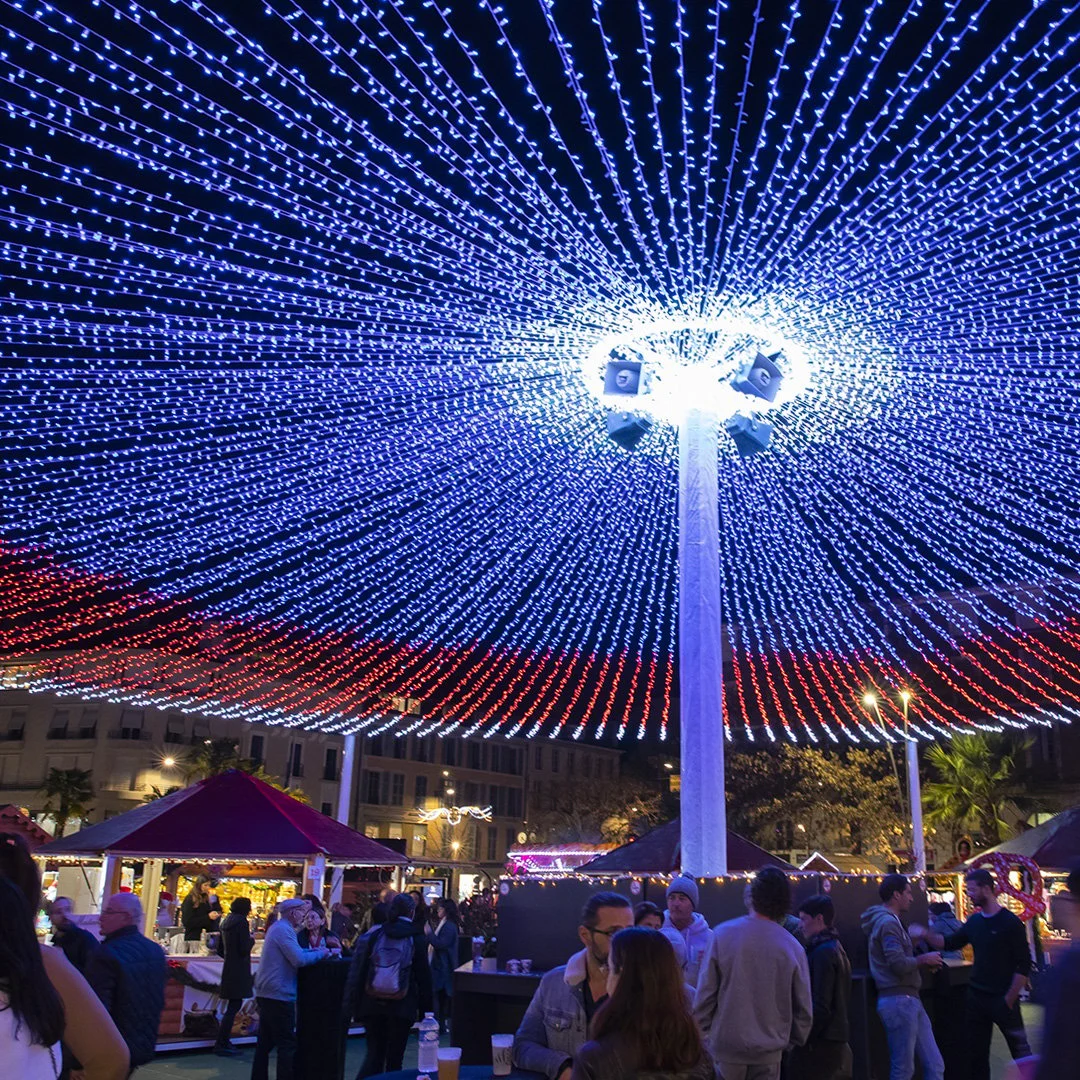 Kék fénymennyezet